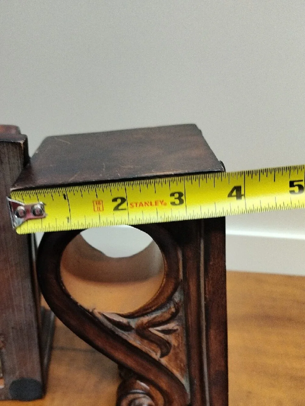 Ornate Decorative Resin Corbels in Warm Brown